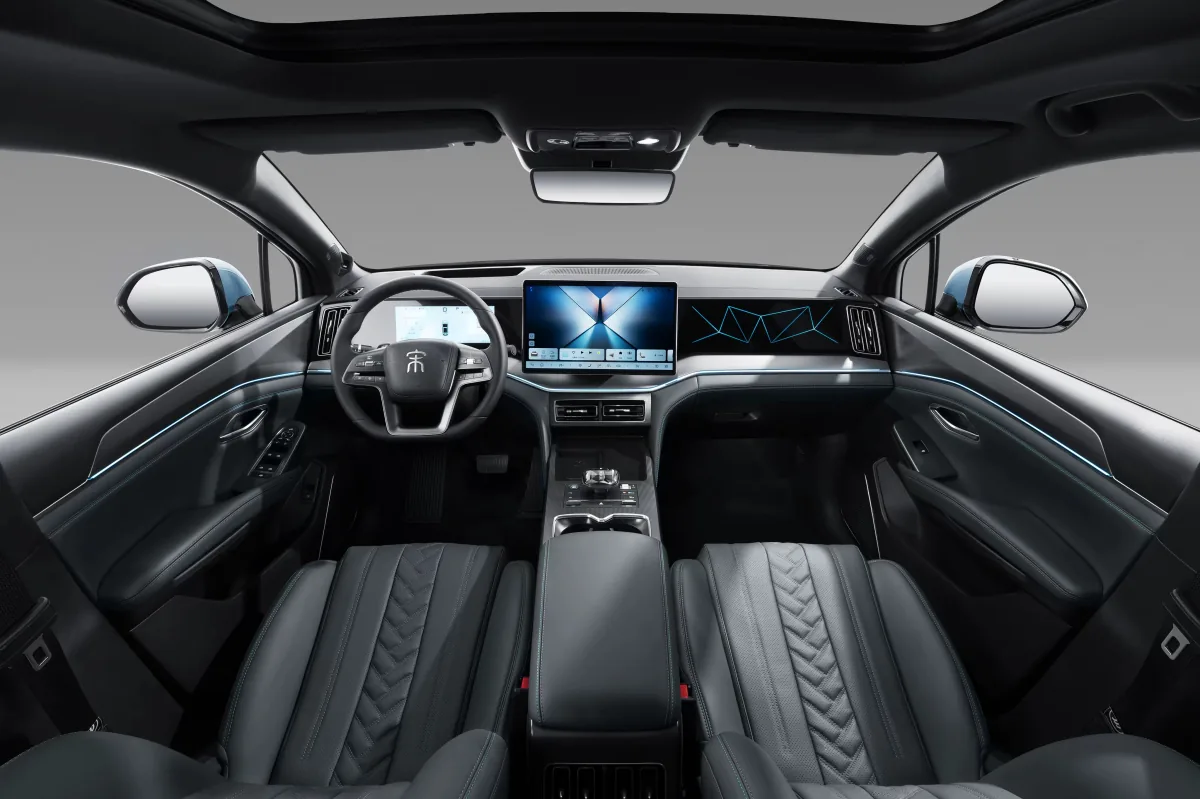 比亚迪 BYD 宋L DM-i智驾版112KM领先型 10
