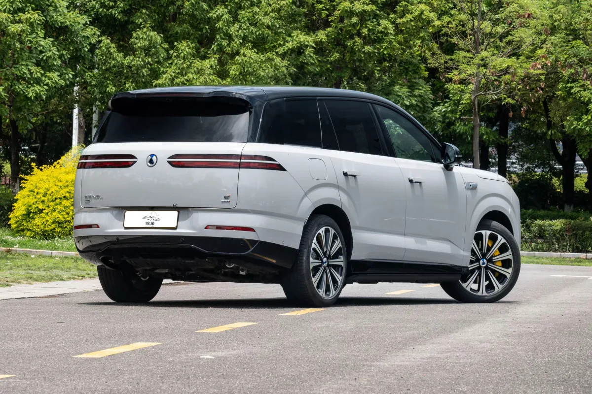 比亚迪 BYD 腾势N8L旗舰型 13