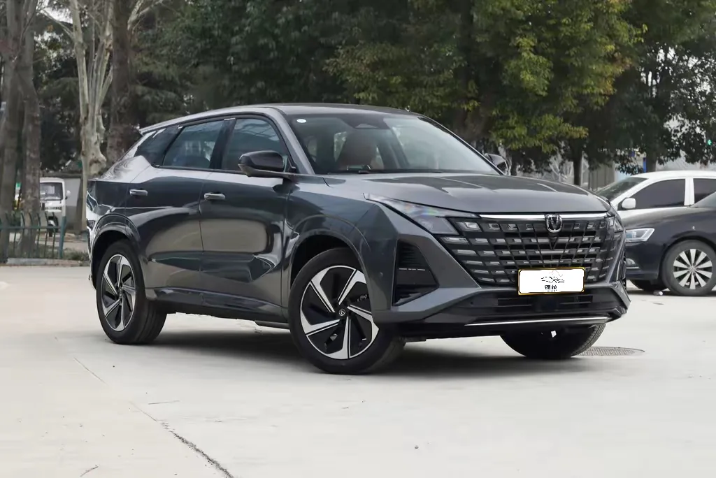 长安 Changan 2025 款 UNI-Z-PHEV 18