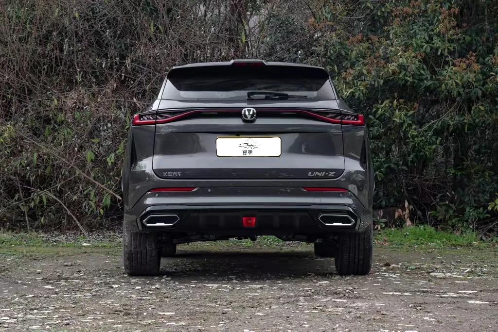 长安 Changan UNI-Z（燃油版） 4