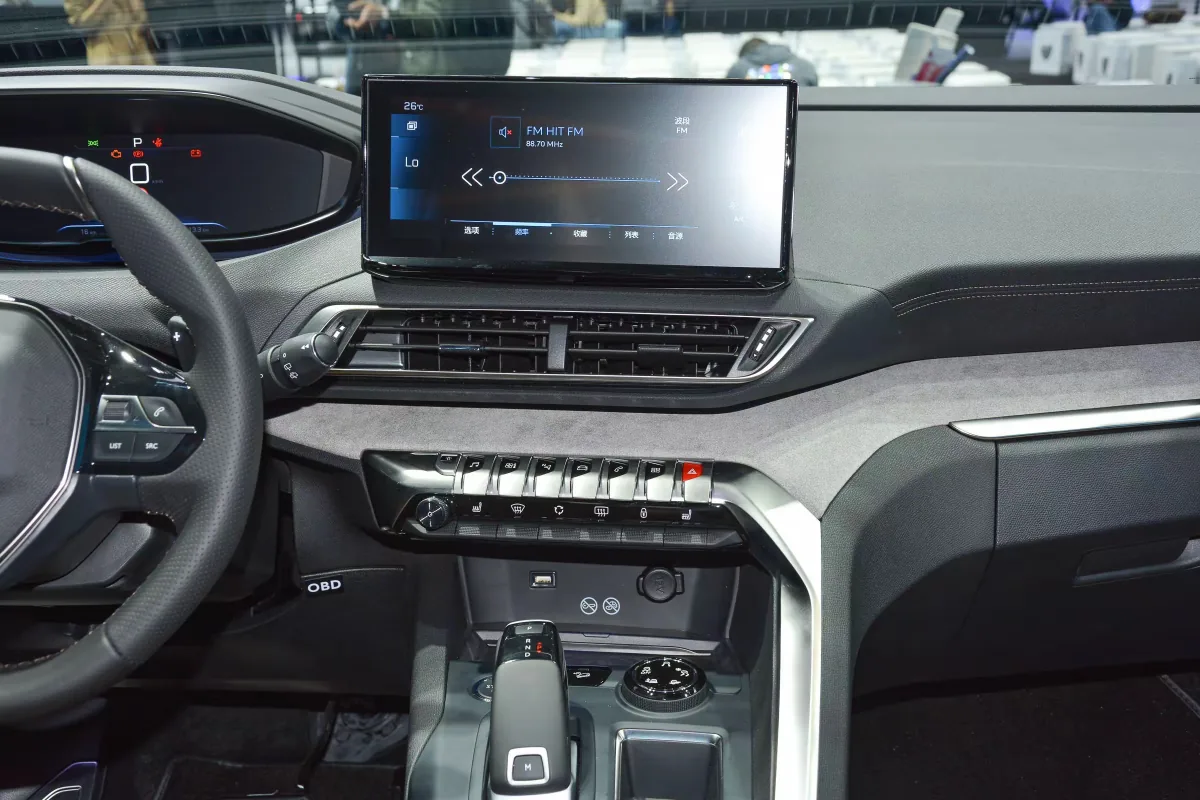 东风 Dongfeng 东风标致5008 9